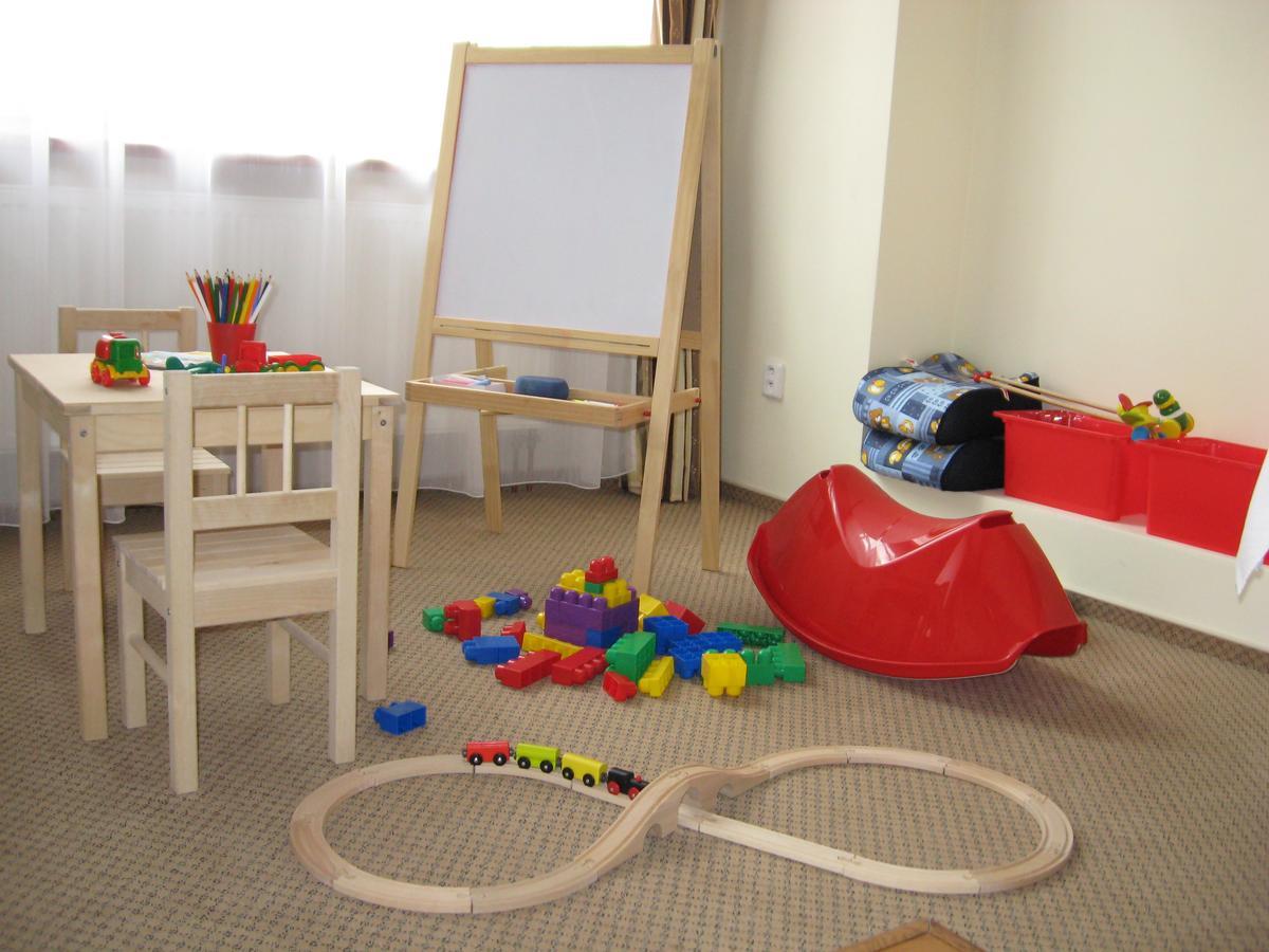 Hotel Manes Svratka Екстер'єр фото